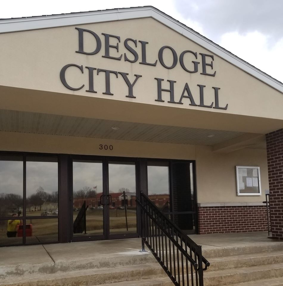 Desloge Swears in Elected Aldermen