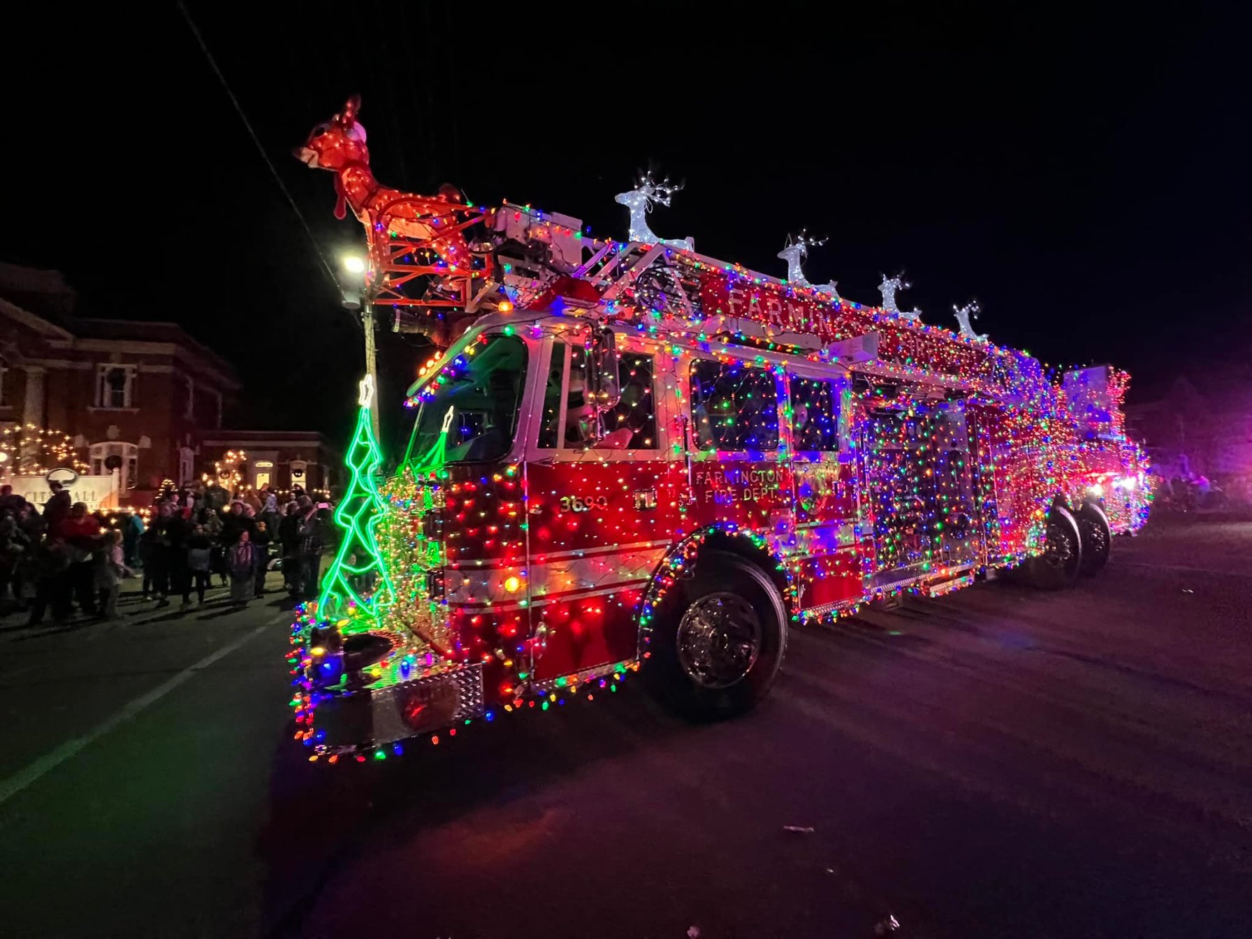 Krekeler Jeweler Christmas Parade Winners