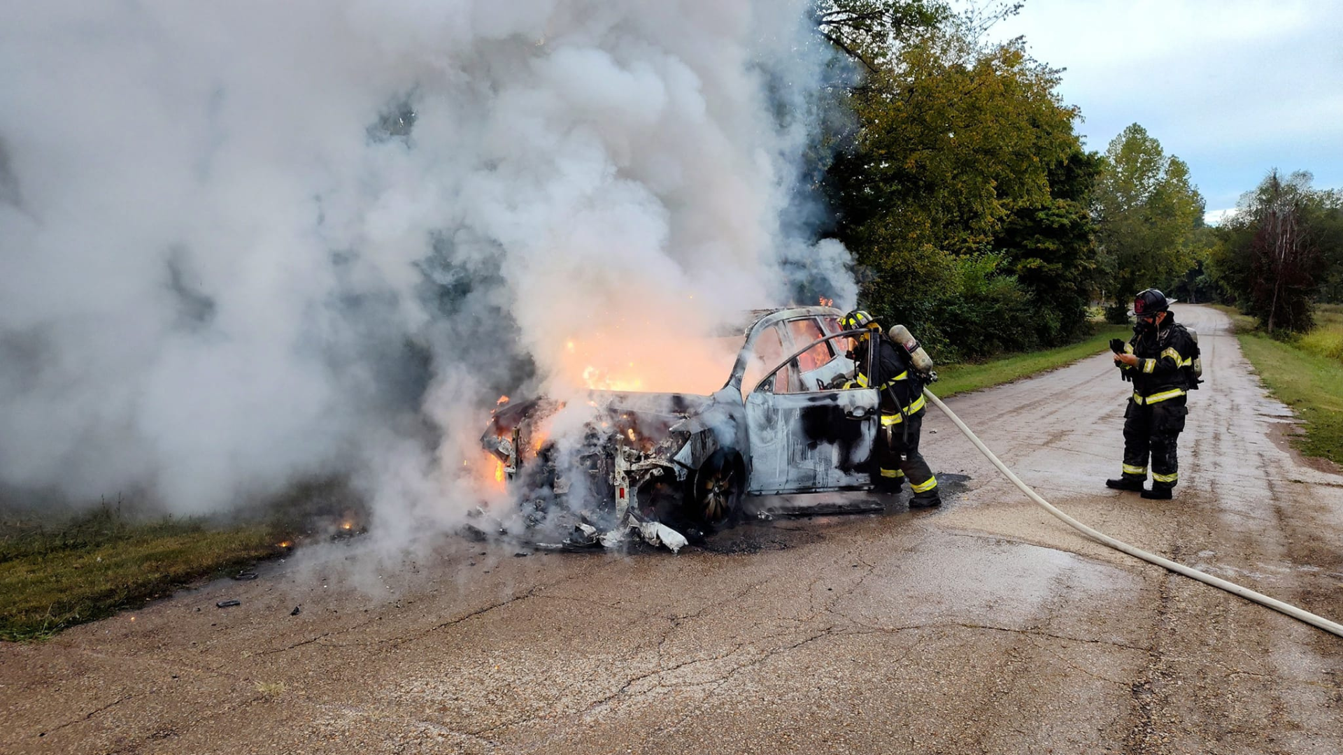 Bismarck Firefighters Respond to Vehicle Fire on Copeland Road