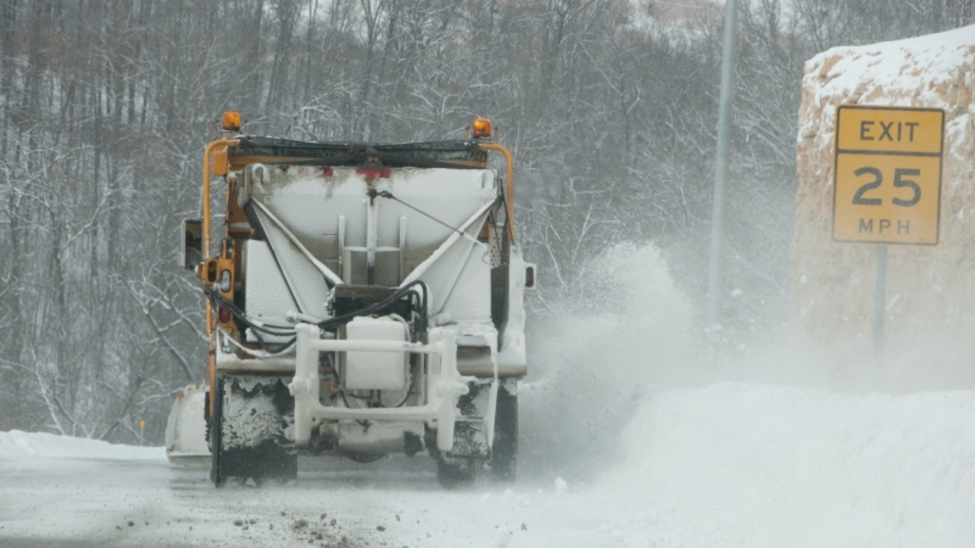 MoDOT Braces for Major Winter Storm, Urges Caution and Preparedness