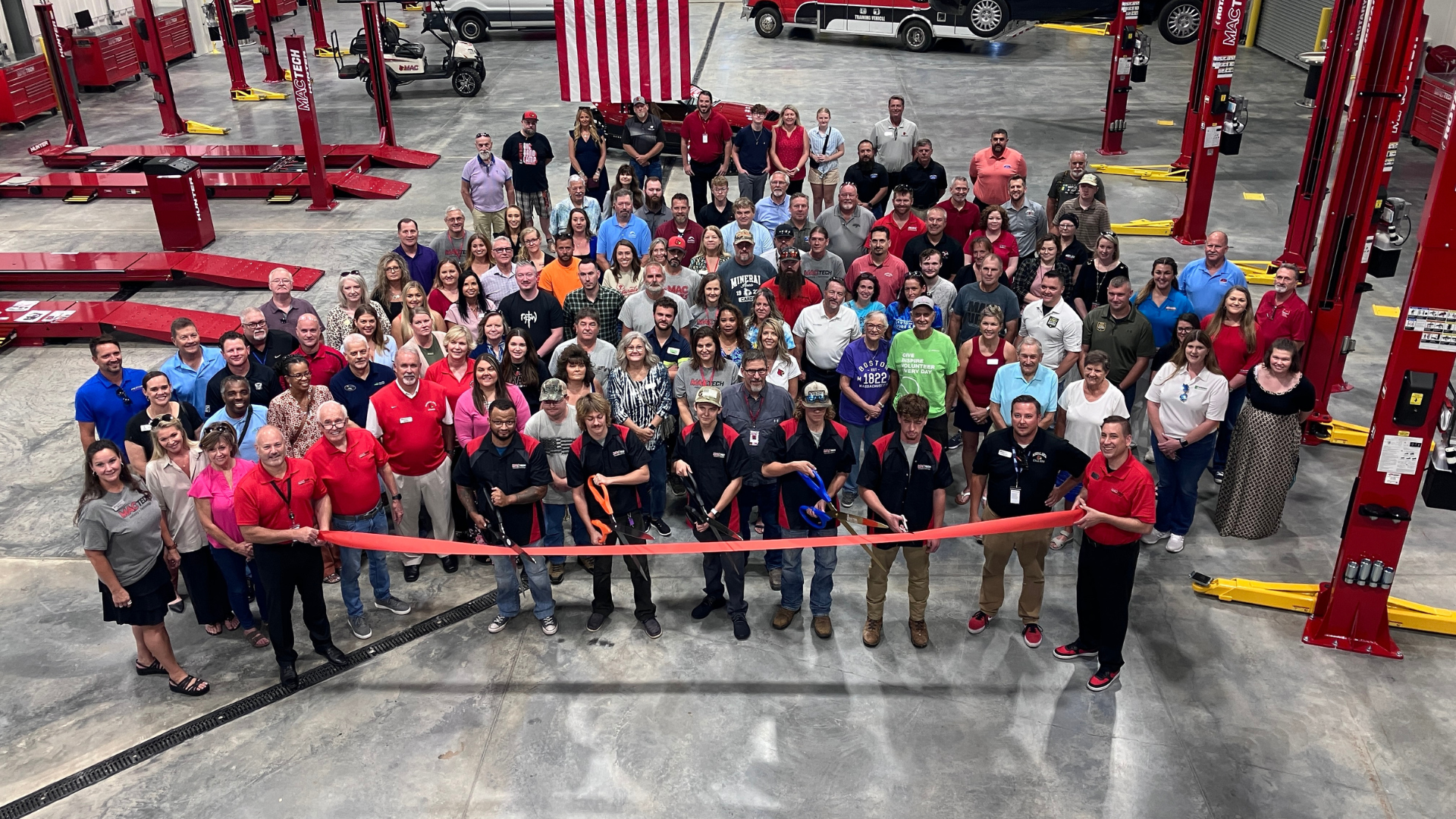 Ribbon Cutting Held for New Auto Tech and Cardinal Center